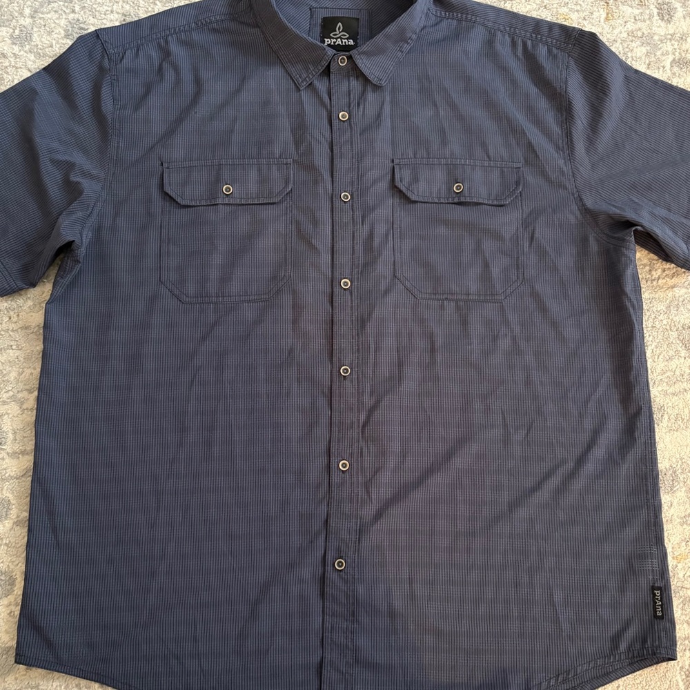 Prana Dark Blue/Gray Button-Up Shirt